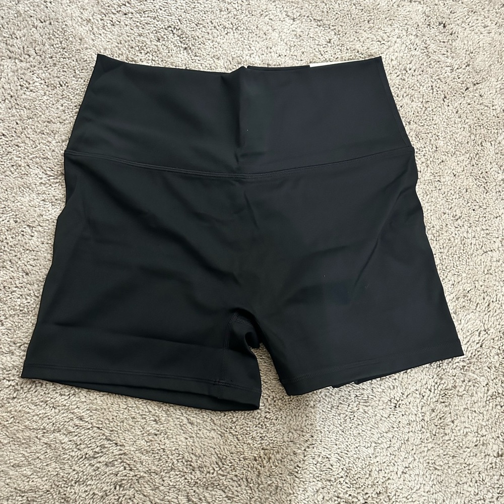 OFFLINE Aerie Goals 4" Bike Short. Black size XL NWT
